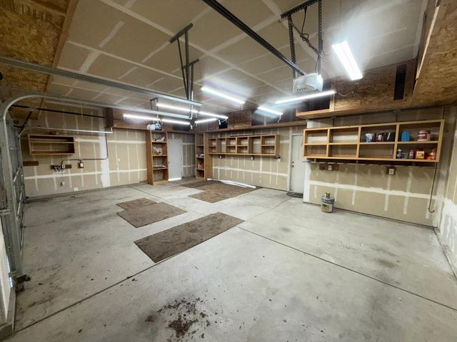 2672 Wrenwood Avenue, Clovis, CA 93611