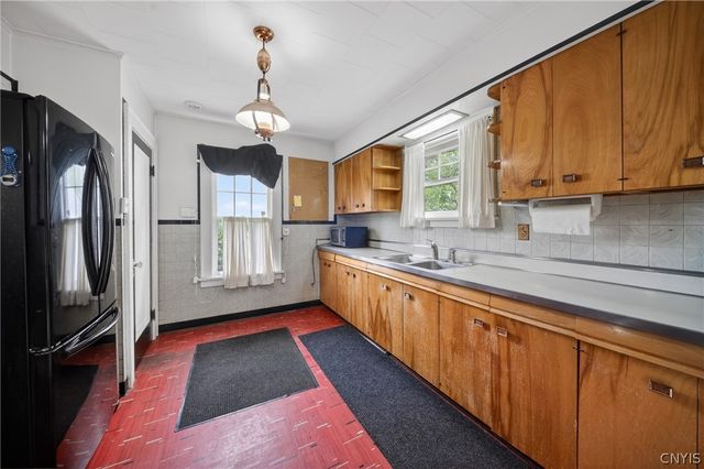 521 Kensington Road, Syracuse, NY 13210