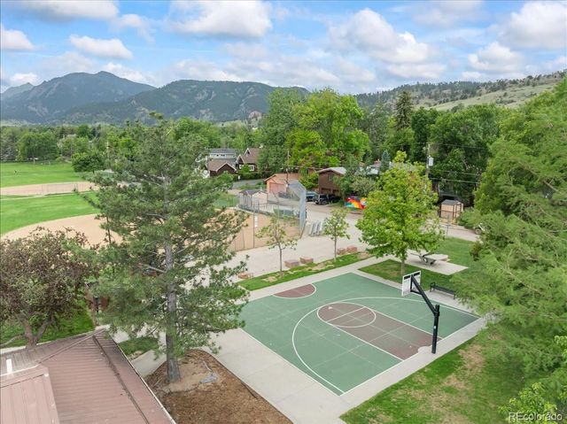 2725 8th Street, Boulder, CO 80304