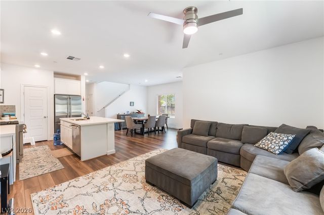 600 North Carriage Hill Drive 1114, Las Vegas, NV 89138