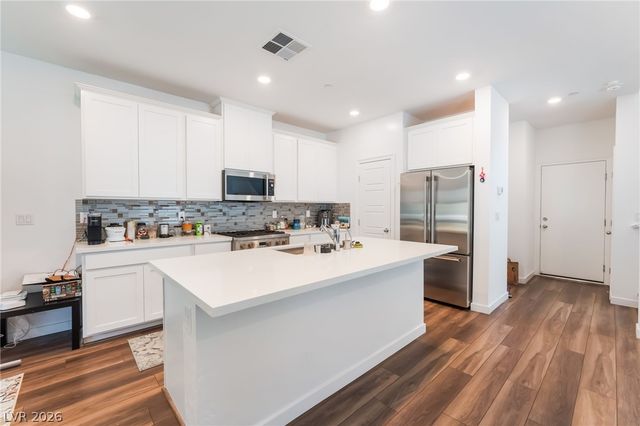 600 North Carriage Hill Drive 1114, Las Vegas, NV 89138