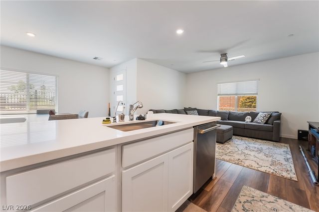 600 North Carriage Hill Drive 1114, Las Vegas, NV 89138