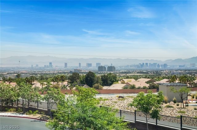 600 North Carriage Hill Drive 1114, Las Vegas, NV 89138