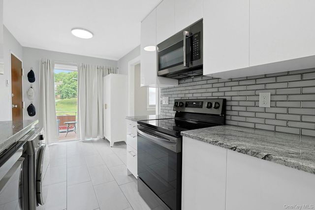 6 Crescent Drive 23, Thiells, NY 10984