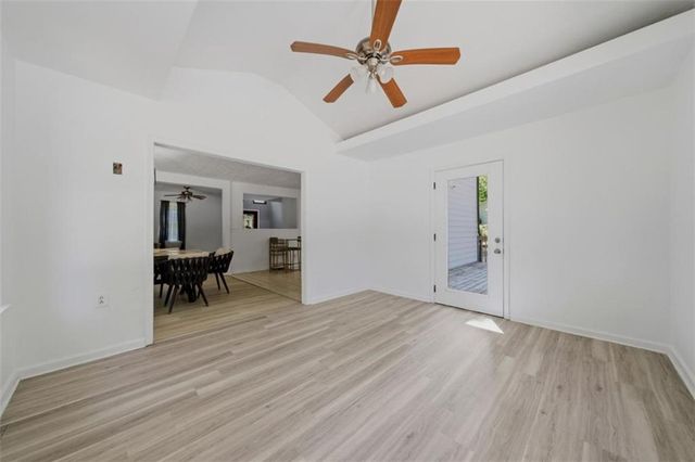 200 Huntcliff Court, Fayetteville, GA 30214