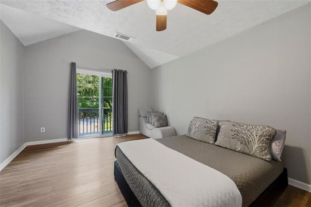 200 Huntcliff Court, Fayetteville, GA 30214