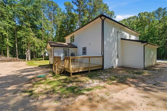 200 Huntcliff Court, Fayetteville, GA 30214