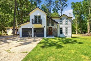 200 Huntcliff Court, Fayetteville, GA 30214