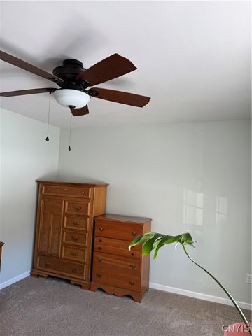 7 Homestead Avenue, Schroeppel, NY 13135