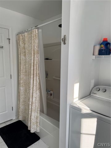 7 Homestead Avenue, Schroeppel, NY 13135