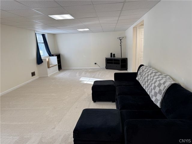 7 Homestead Avenue, Schroeppel, NY 13135