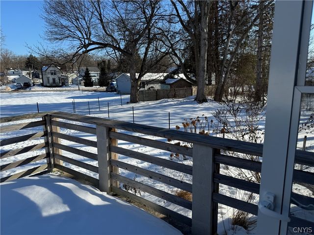 7 Homestead Avenue, Schroeppel, NY 13135