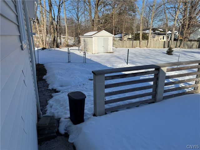 7 Homestead Avenue, Schroeppel, NY 13135