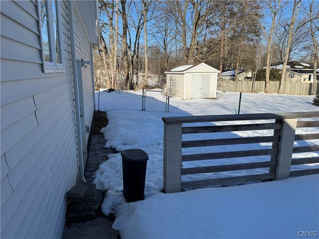 7 Homestead Avenue, Schroeppel, NY 13135