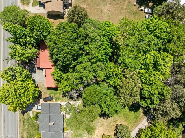 1138 Liberty Drive, Thomasville, NC 27360