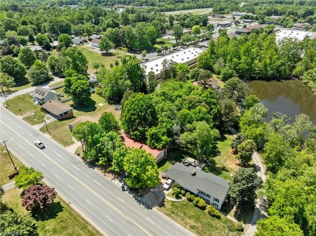 1138 Liberty Drive, Thomasville, NC 27360