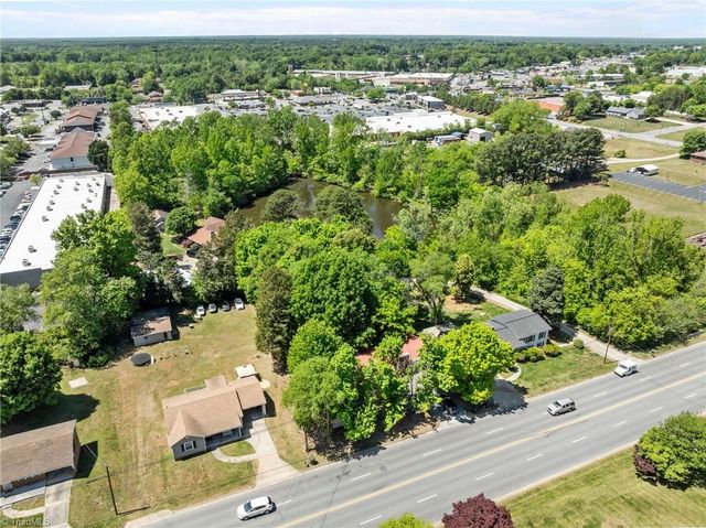 1138 Liberty Drive, Thomasville, NC 27360