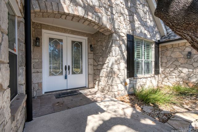 521 Oak Tree, New Braunfels, TX 78130