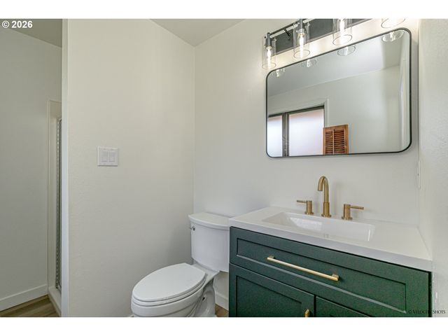 2412 Sw INDIAN MARY Ct, Troutdale, OR 97060