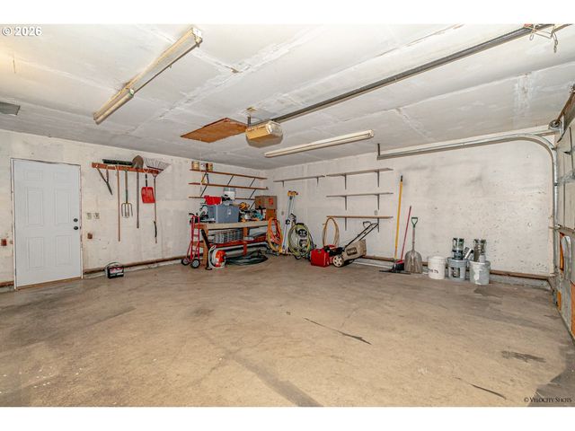 2412 Sw INDIAN MARY Ct, Troutdale, OR 97060