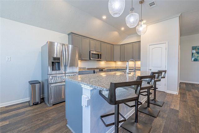 5129 Maroon Creek Drive, Bryan, TX 77802