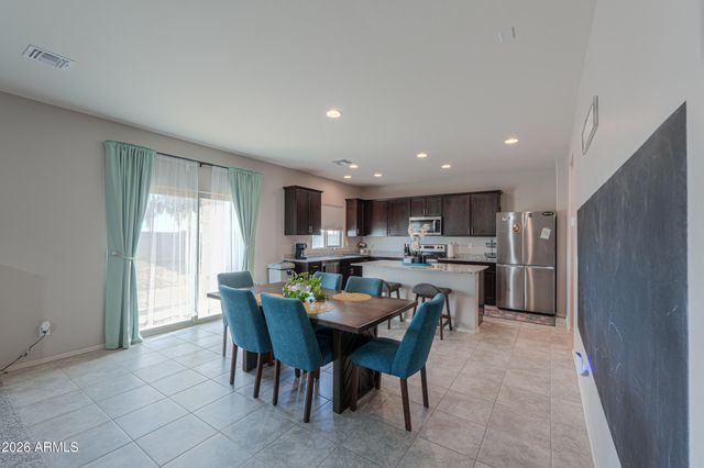 43653 W CYPRESS Lane, Maricopa, AZ 85138