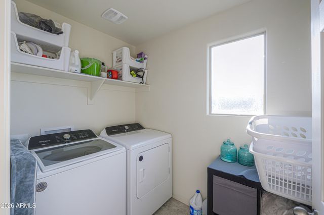 43653 W CYPRESS Lane, Maricopa, AZ 85138