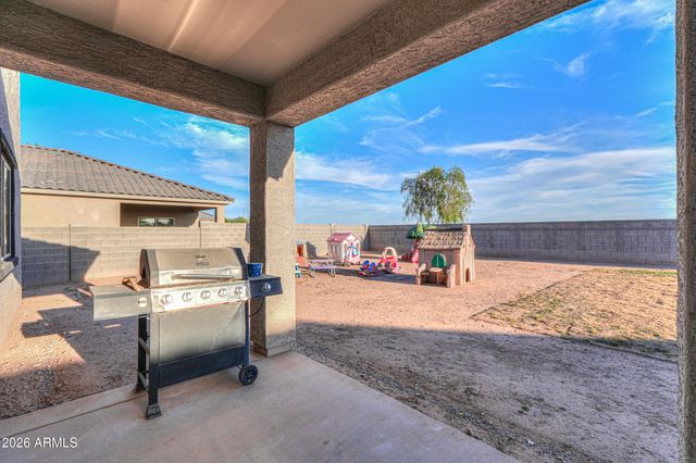 43653 W CYPRESS Lane, Maricopa, AZ 85138