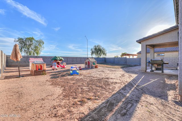 43653 W CYPRESS Lane, Maricopa, AZ 85138