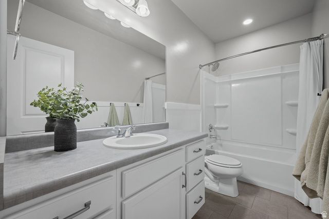 4908 W CROSSWATER RD, South Jordan, UT 84009