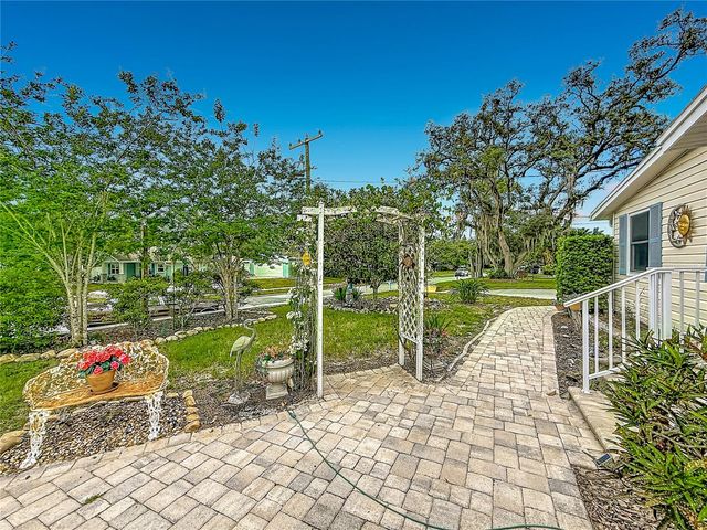 2045 BROADWAY, Clearwater, FL 33755