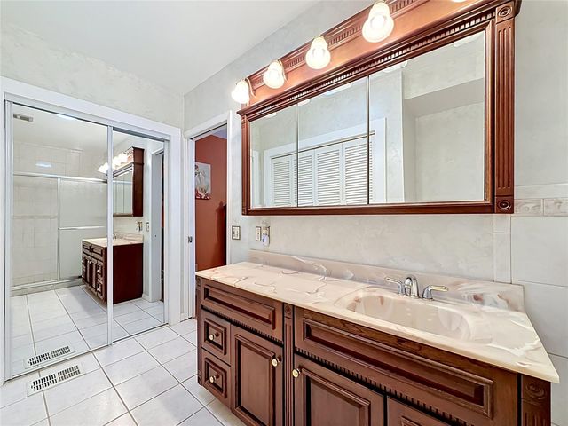 2045 BROADWAY, Clearwater, FL 33755