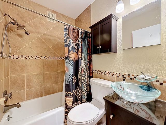 2045 BROADWAY, Clearwater, FL 33755