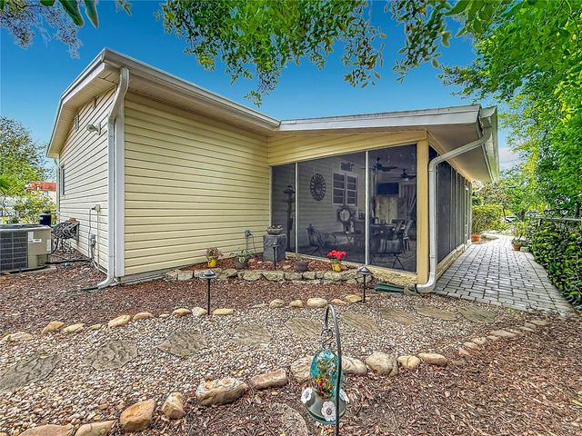 2045 BROADWAY, Clearwater, FL 33755