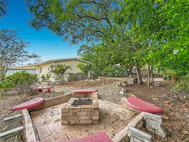 2045 BROADWAY, Clearwater, FL 33755