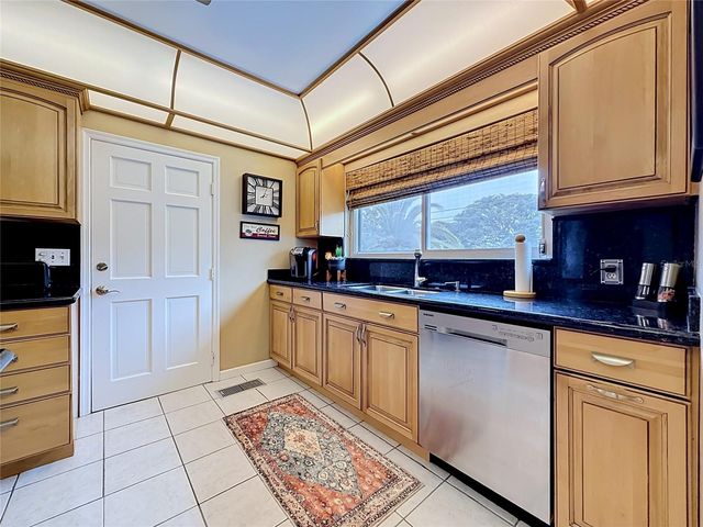 2045 BROADWAY, Clearwater, FL 33755