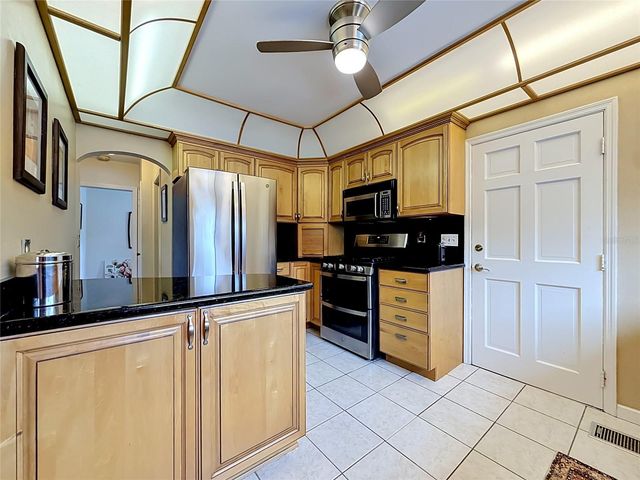 2045 BROADWAY, Clearwater, FL 33755
