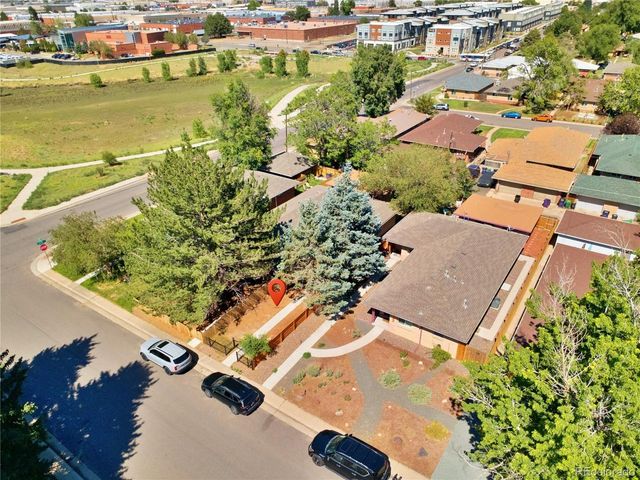 3690 Grape St, Denver, CO 80207