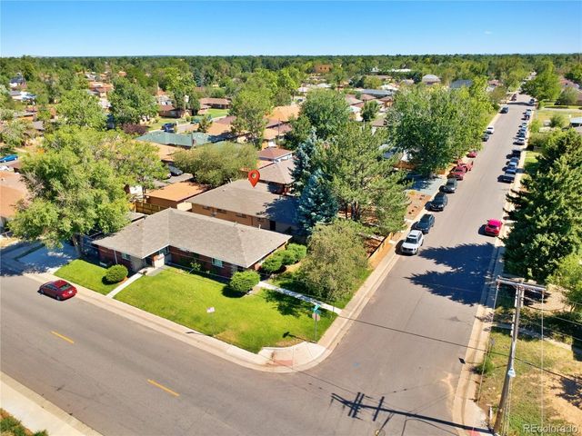 3690 Grape St, Denver, CO 80207