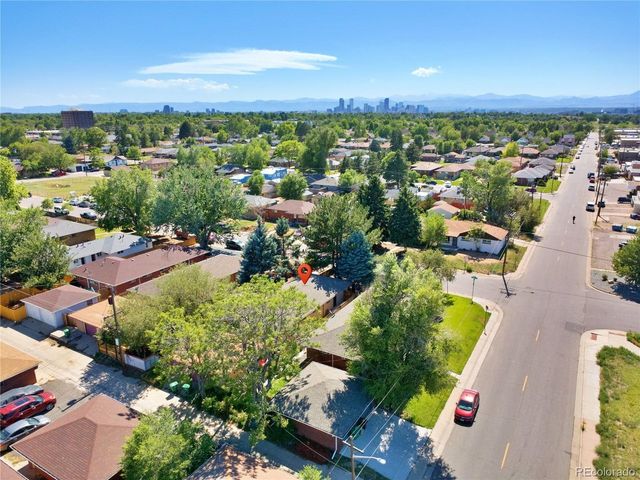 3690 Grape St, Denver, CO 80207