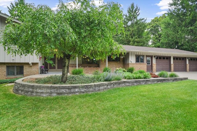 1510 York Terrace, York Twp, MI 48176