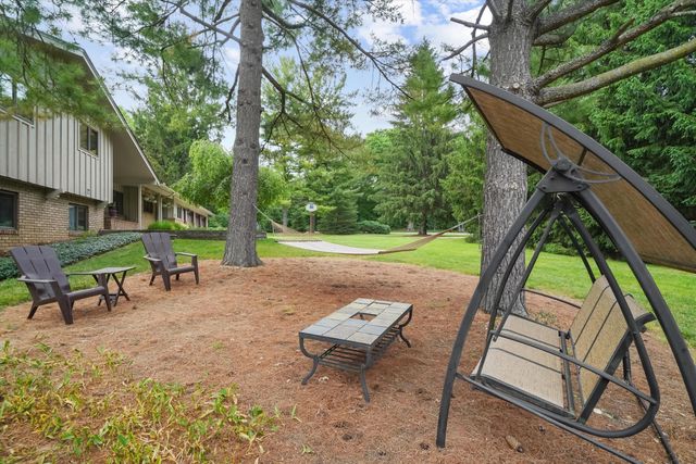 1510 York Terrace, York Twp, MI 48176