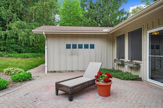 1510 York Terrace, York Twp, MI 48176