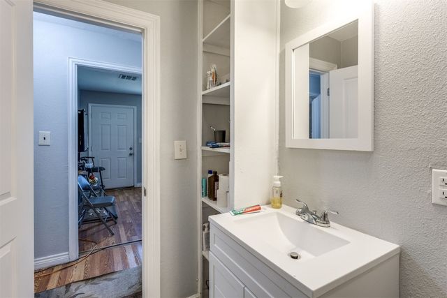 2525 NE 13th Street, Oklahoma City, OK 73117