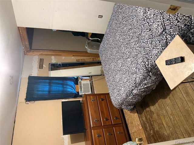 149 W State Street, Montrose, MI 48457