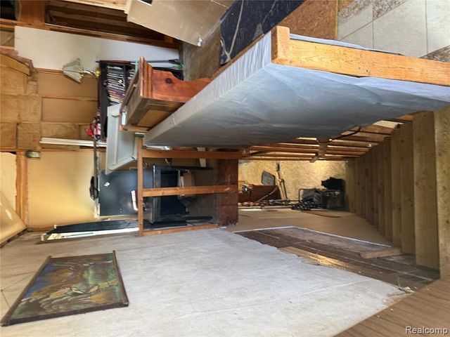 149 W State Street, Montrose, MI 48457