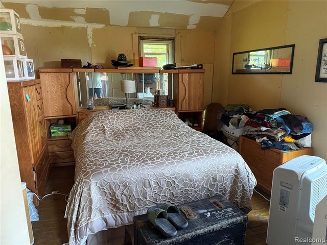 149 W State Street, Montrose, MI 48457