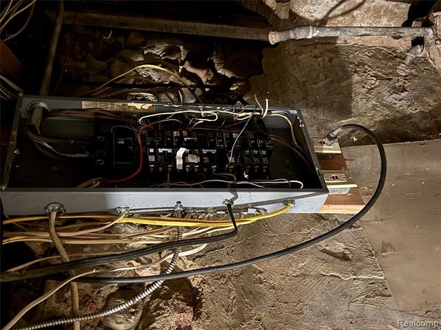 149 W State Street, Montrose, MI 48457