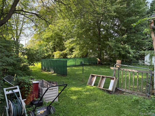 149 W State Street, Montrose, MI 48457