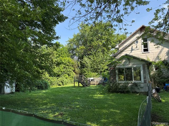 149 W State Street, Montrose, MI 48457